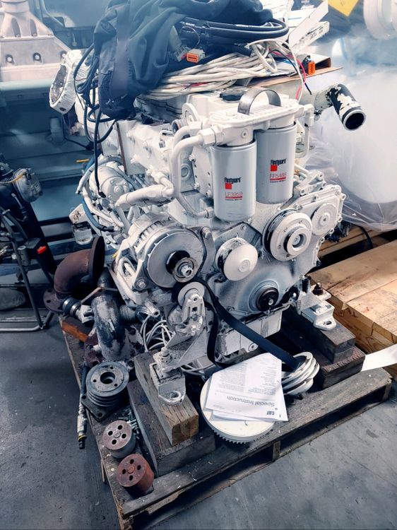 Cummins qsb marine diesel engine