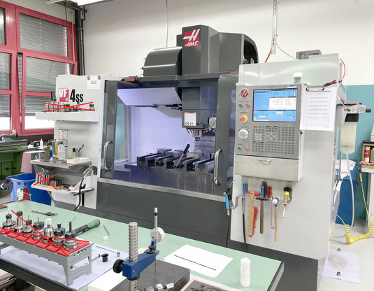Haas VF-4 SS  3 Axis