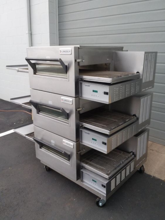 Lincoln 1116-000-U-KF005 Triple Stack Gas Fired Conveyor Pizza Oven