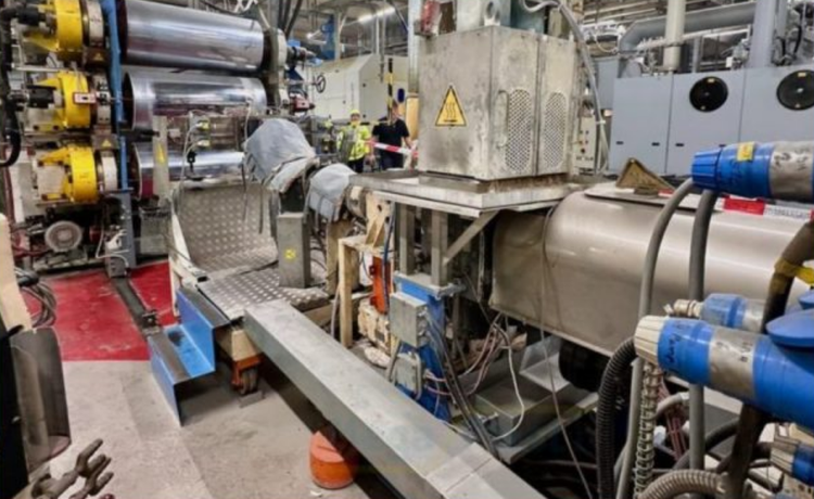 Bandera, Davis Standard, Diamat Co-extruder PET