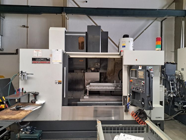 Leadwell MCV-1300iS 3 Axis