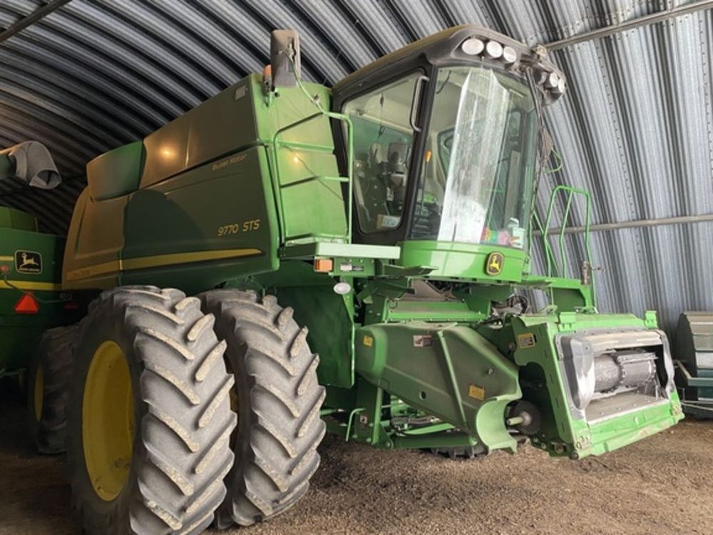 John Deere 9770 Sts Combine 1774