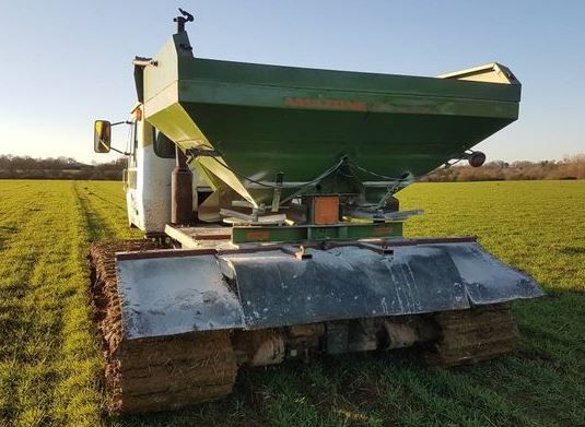 Pistenbully for spreading fertilizer