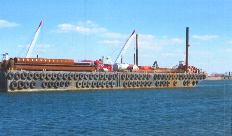 300’ x 90’ x 22’ FLAT DECK BARGE