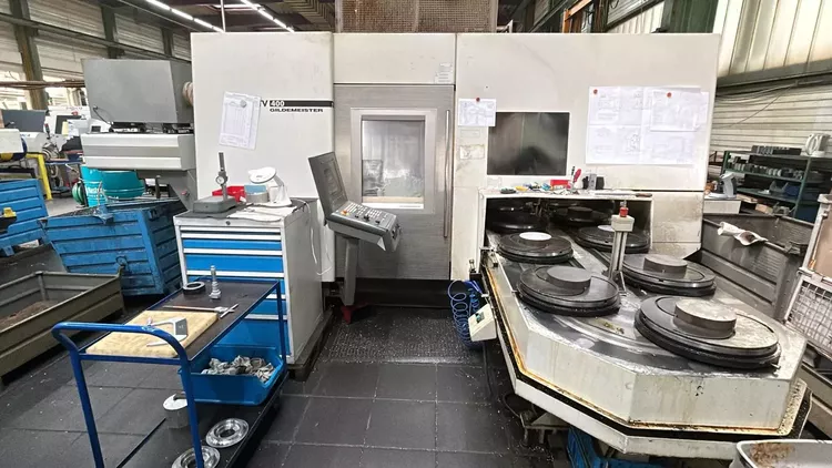 DMG Sinumerik 840D powerline (XP) 3500 rpm CTV 400 V3 3 Axis