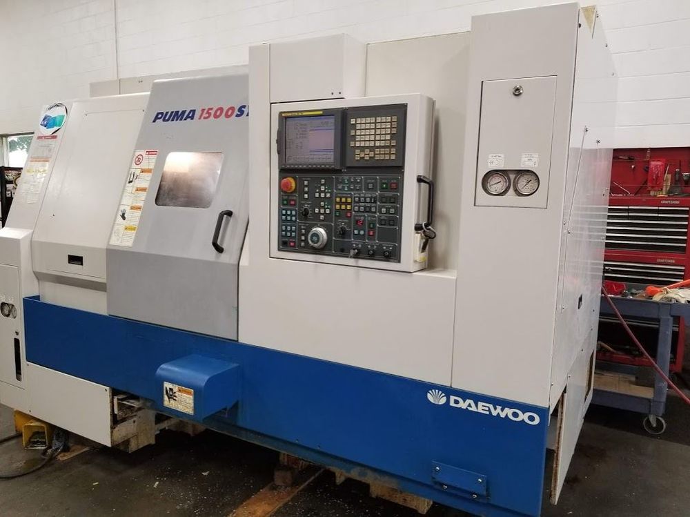 Daewoo Fanuc 18it Cnc Control With 9 Crt Screen 6000 Rpm Puma 1500sy 5 Axis 