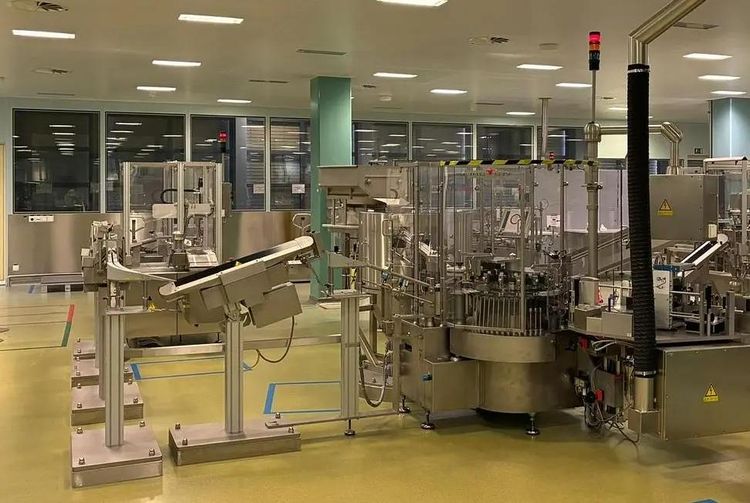 UHLMANN UPS 4 - C2206 - EKK 62 - VSM1221 - TD210 - ESS1001 - H-230 - CL400 VTS - E 3060 - SH120 Blister Line