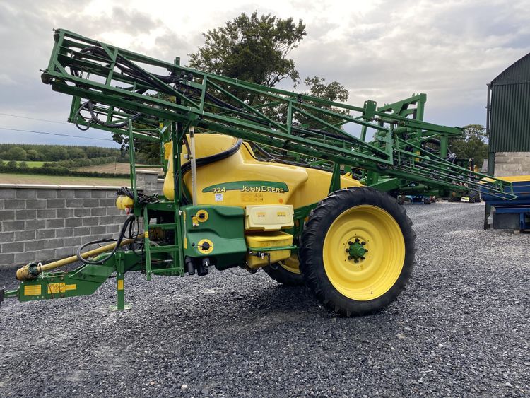 John Deere Sprayers