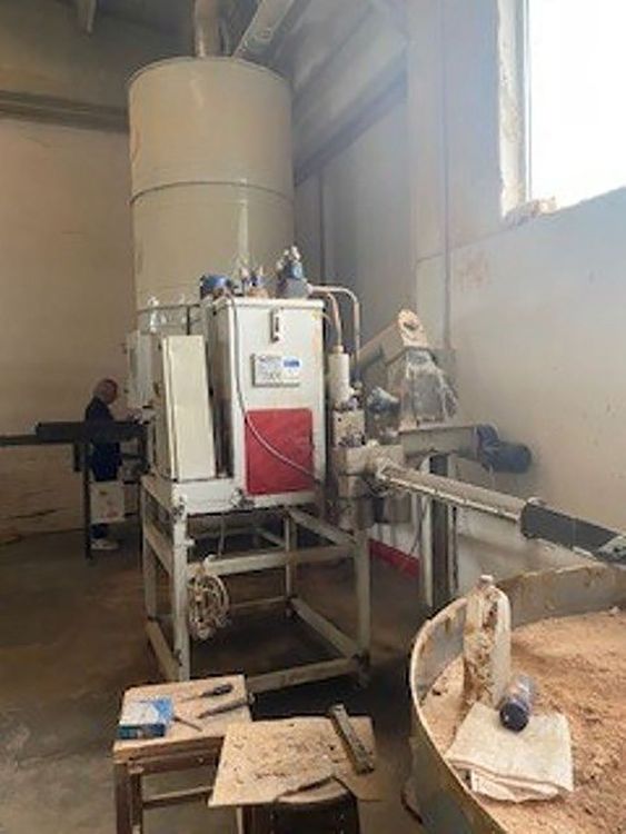 Nazzareno OLD 201 M BRIQUETTING MACHINE