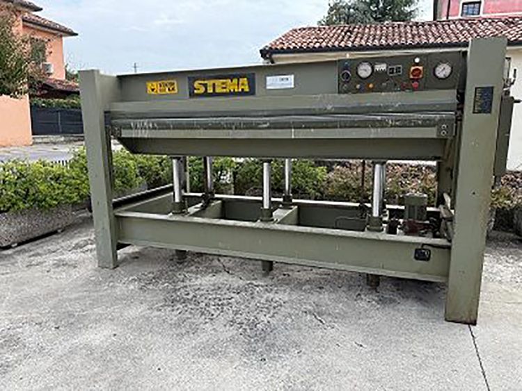 Stema P 65