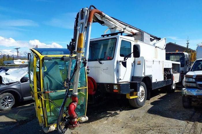 JBT De-icing/anti-icing truck