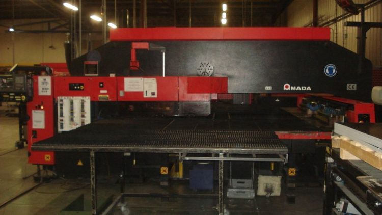 Amada Vipros King 368 CNC CONTROL