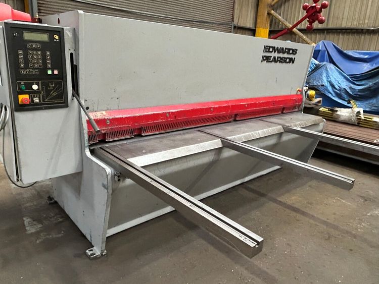 Edwards Pearson VS 6.5 / 3070 HYDRAULIC GUILLOTINE