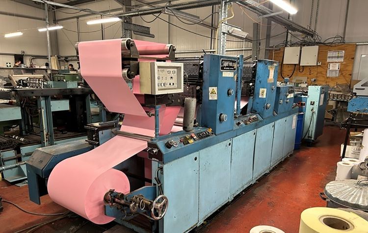 SD2000-1175 434 x 297 mm