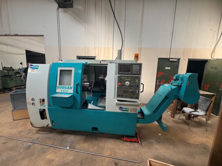 Doosan FANUC 18-T 4500 RPM S-310 2 Axis