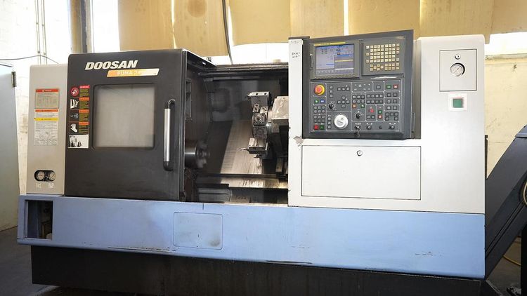 Doosan Fanuc 21i-TB 4,500 rpm PUMA 240 MB 2 Axis
