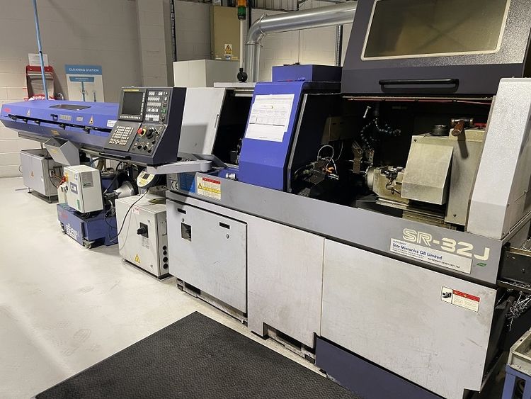 Star Control Fanuc 32i-B, Variabl SR- 32J SLIDING HEAD LATHE 2 Axis