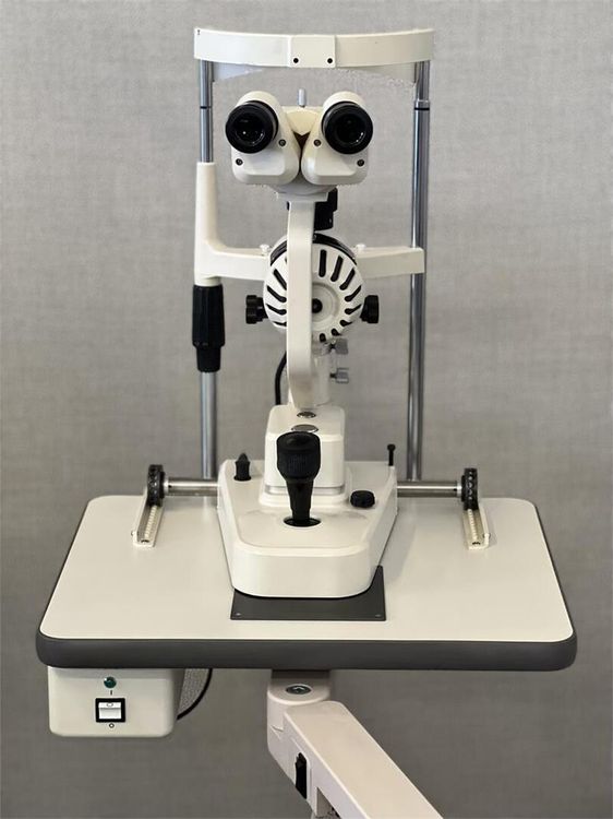 Topcon SL-2ED Slit Lamp