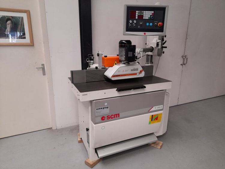 SCM T130E Milling machine with control