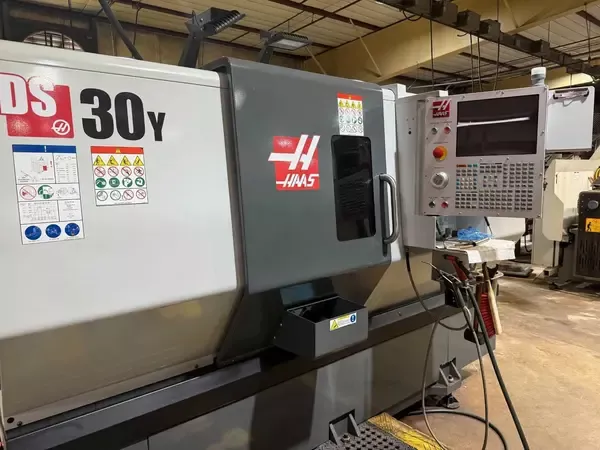 Haas CNC CONTROL 4000 rpm DS-30Y 2 Axis