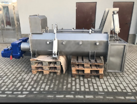 Specialist 1000 L mixer