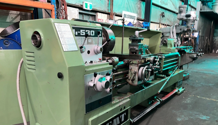 Engine Lathe 2000 RPM JFMT J-530