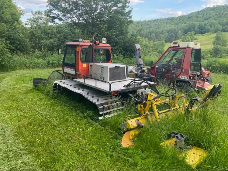 Pistenbully 070DR With Tiller & Track Setters