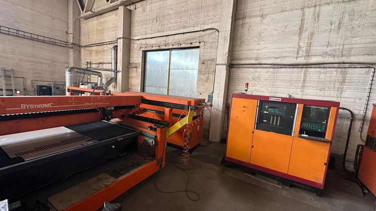 Bystronic BYLAS 4020-2  Bystronic CNC 90
