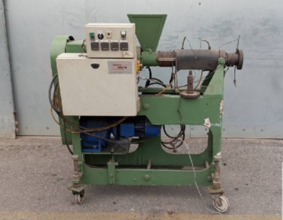 Ø 40 mm Single-screw co-extruder