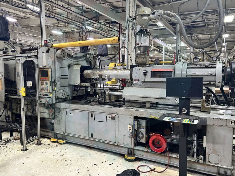 Van Dorn 60 oz. Injection Molding 500 T