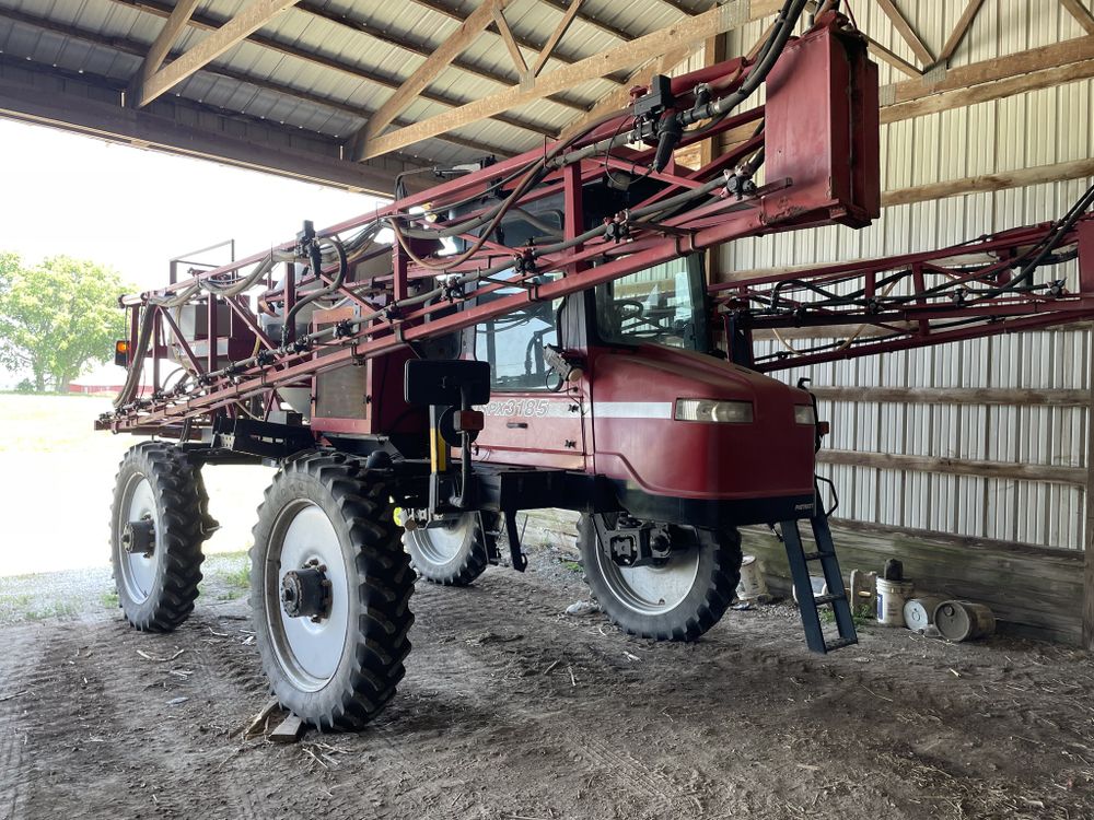 Case International 3185 Selfpropelled Sprayers