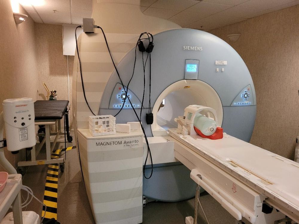 Siemens Avanto 1.5T MRI