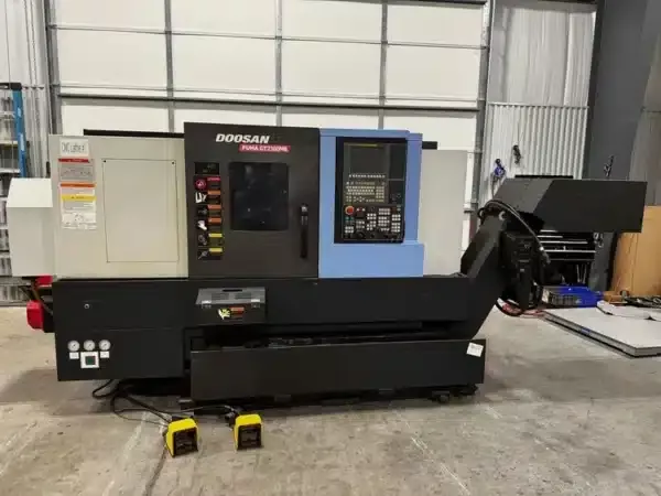 Doosan Fanuc CNC Control 3,500 RPM Puma GT2100MB 3 Axis