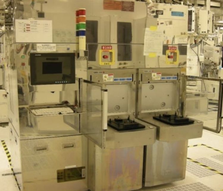 3 Rorze Wafer sorter with RR717L1521 robot