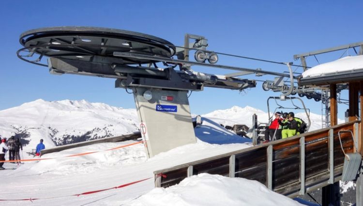 Doppelmayr 4-seater chairlift