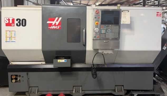 Haas Haas CNC Control 3,400 RPM ST-30  2 Axis