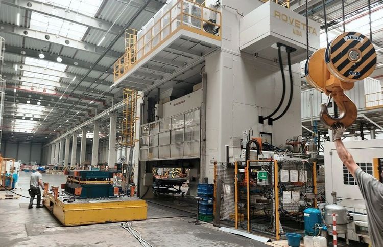 Aida S4-20000/5500x2500/LD-ET3 2000 ton