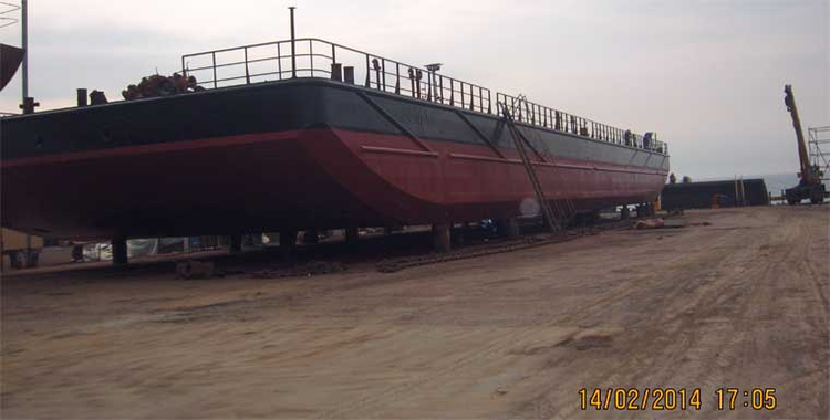 61.5 m Deck Barge with Crane Tracks
