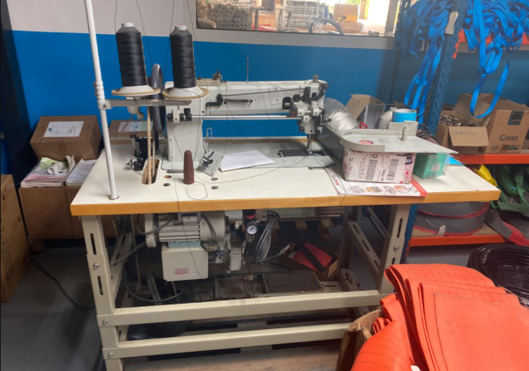 Sewmag Industrial sewing machine