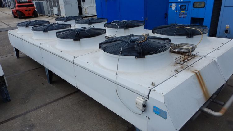 Helpman HTCN-090-243V-860 Cooling Capacity: 561 kW