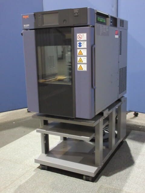 Espec SU-262 Compact Environmental Test Chamber