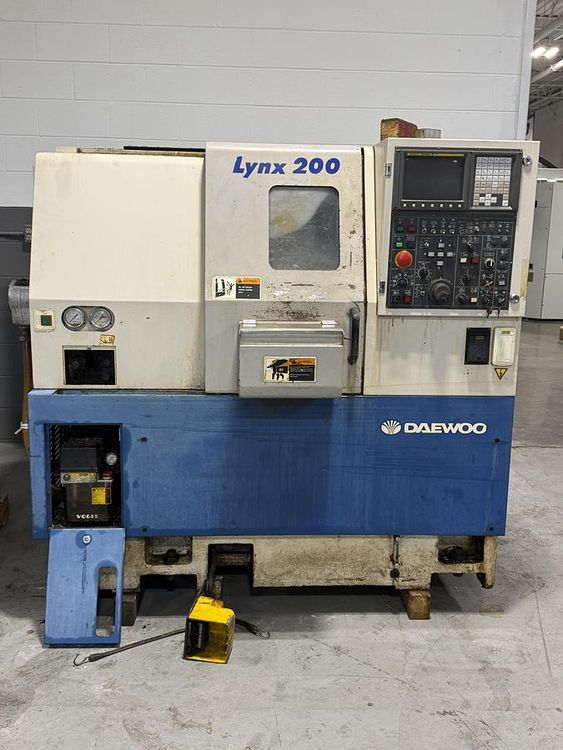Doosan Fanuc Series 21-T Variable Speed Lynx 200A 2 Axis