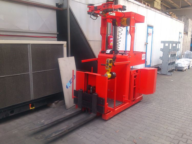 Ormic 20LEM  Forklift with POY manipulator