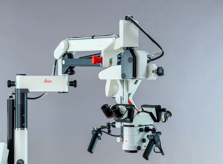 Leica M500-N surgical operating microscope