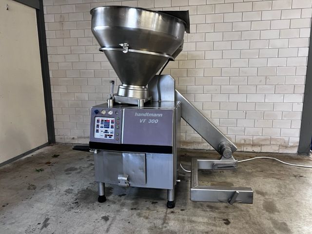 Handtmann VF300, VACUUM FILLER