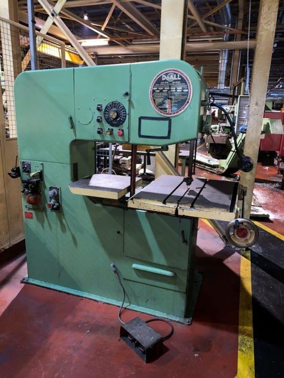 DoAll 3612-2H Vertical Bandsaw Semi Automatic