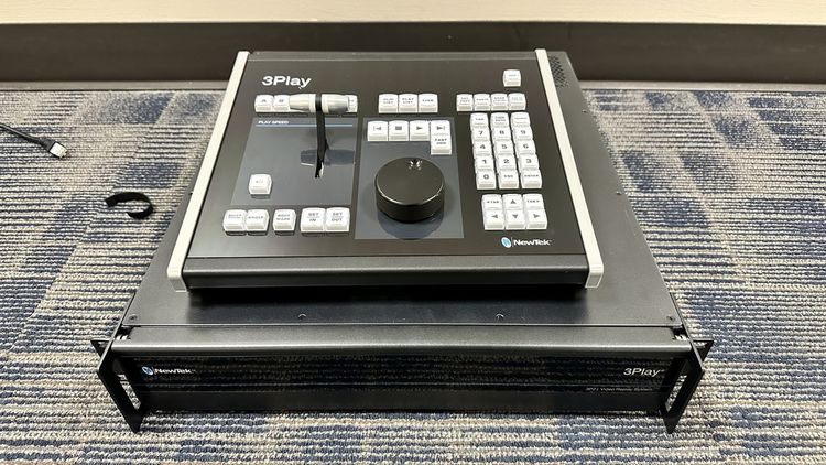 Vizrt  3Play 3P2 Replay System