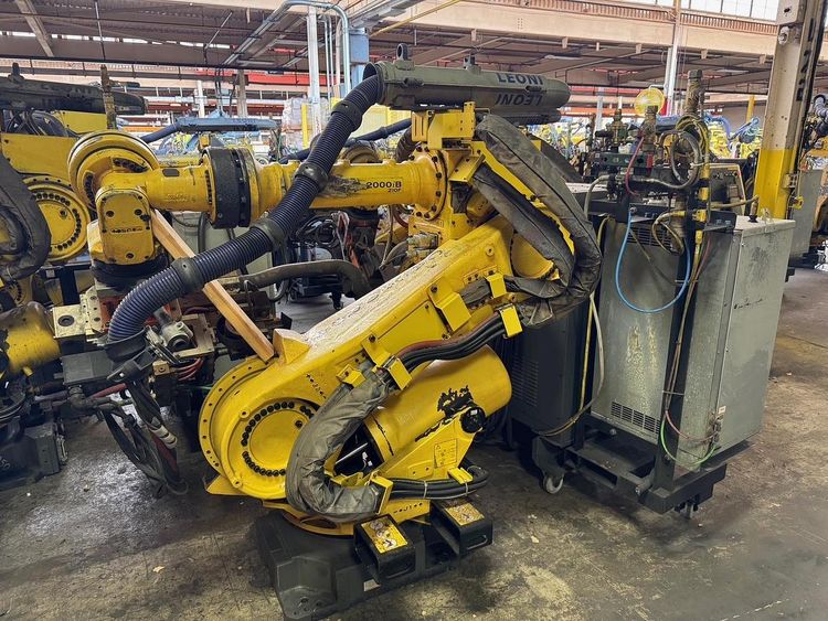 Fanuc R-2000iB/210F 6 Axis 210 kg
