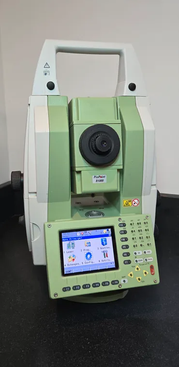 Leica TS30 0.5" R1000 Robotic total station