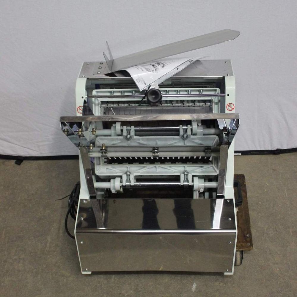 Chanmag Cm 302 Commercial Breadslicer